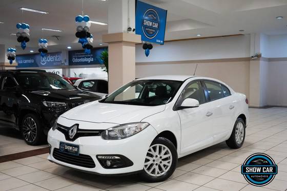 RENAULT FLUENCE 2.0 DYNAMIQUE 16V FLEX 4P AUTOMÁTICO